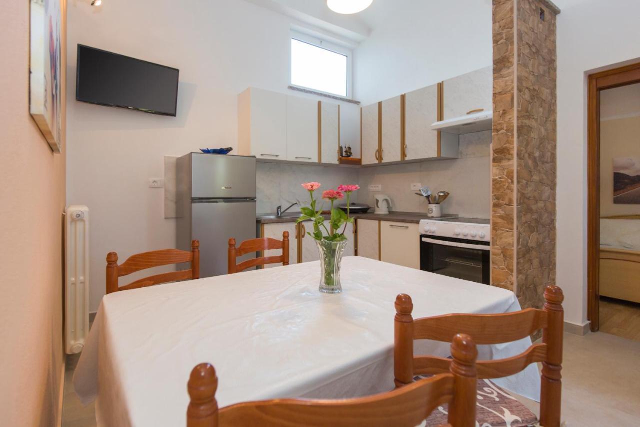 Apartman Ana Labin  Exteriör bild
