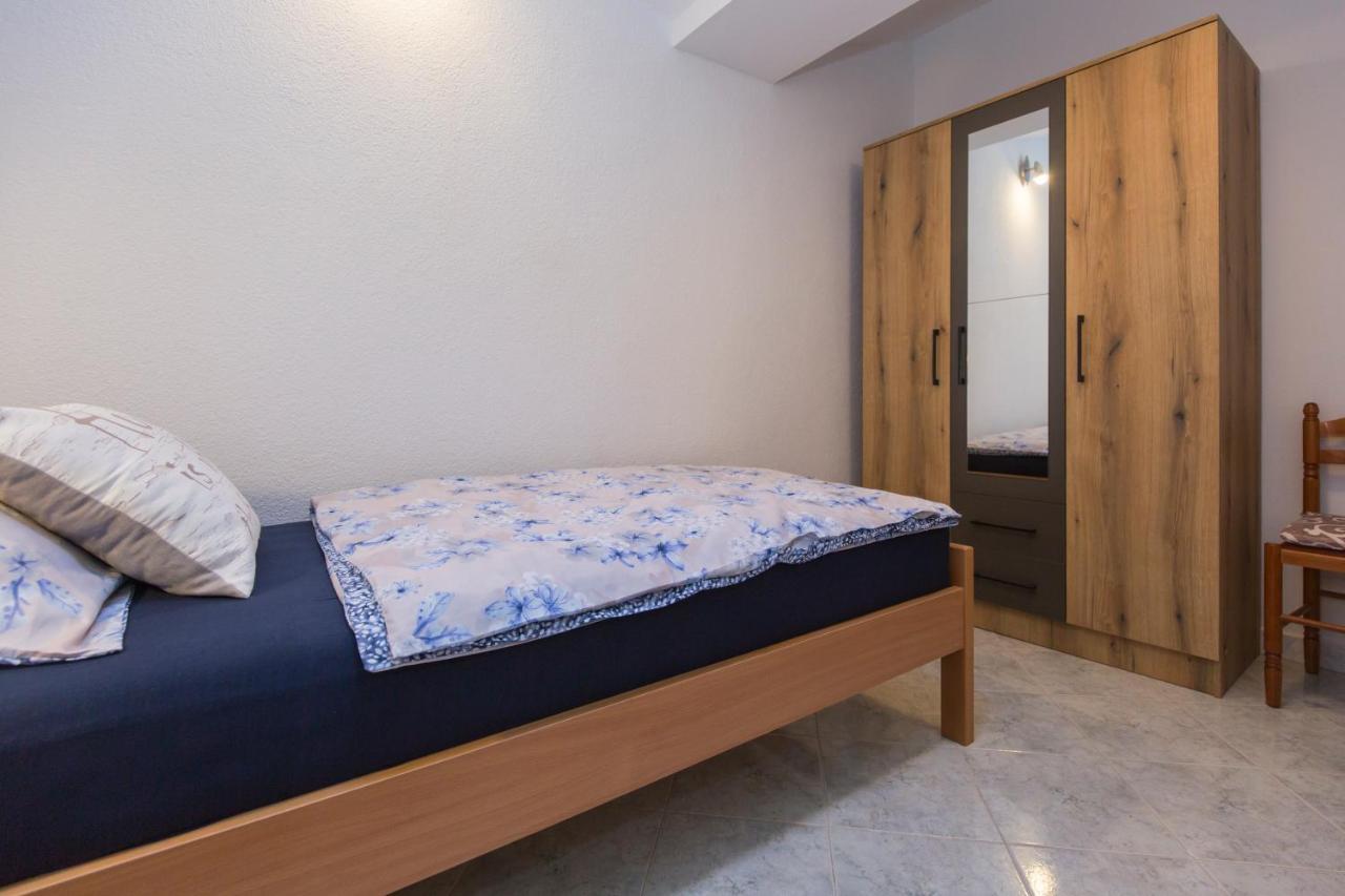 Apartman Ana Labin  Exteriör bild