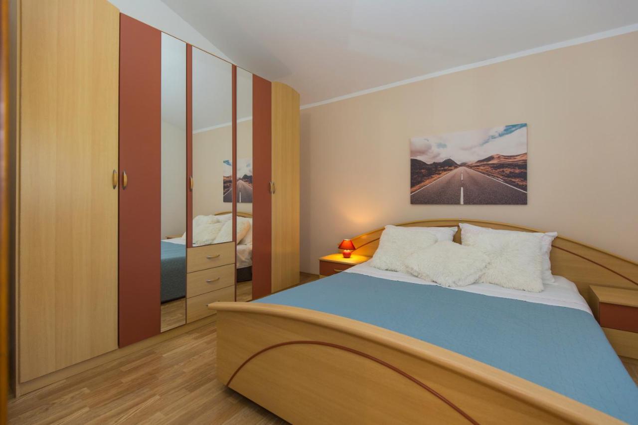Apartman Ana Labin  Exteriör bild