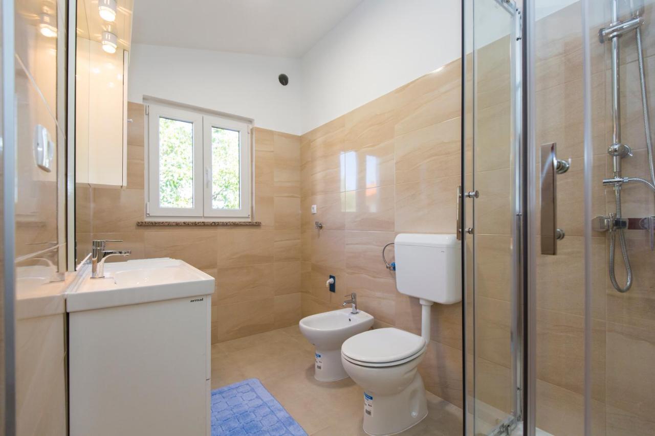 Apartman Ana Labin  Exteriör bild